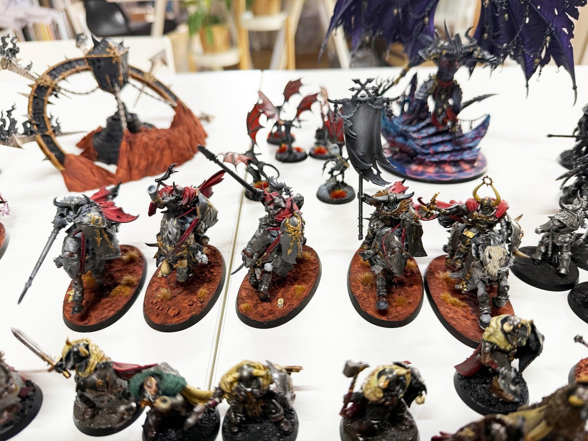 Age of Sigmar armia Slaves to Darkness