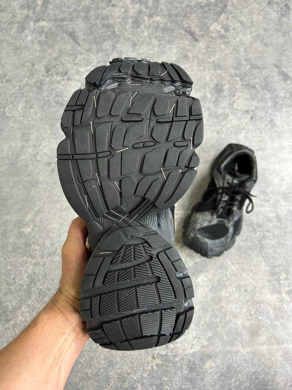 Кросівки Balenciaga Stapler Sneakers Distressed чорні черные кроссовки