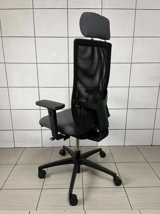 Fotel biurowy obrotowy ergonomiczny Dauphin TakeOver szary zagłówek