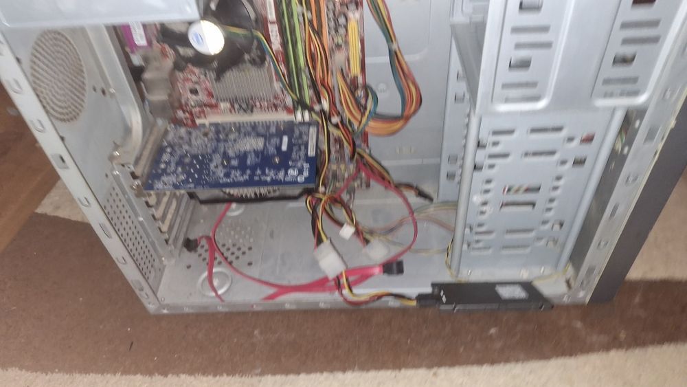 Продаю офисный компьютер