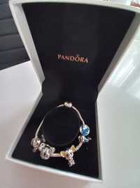 Pandora moments+charms Disney