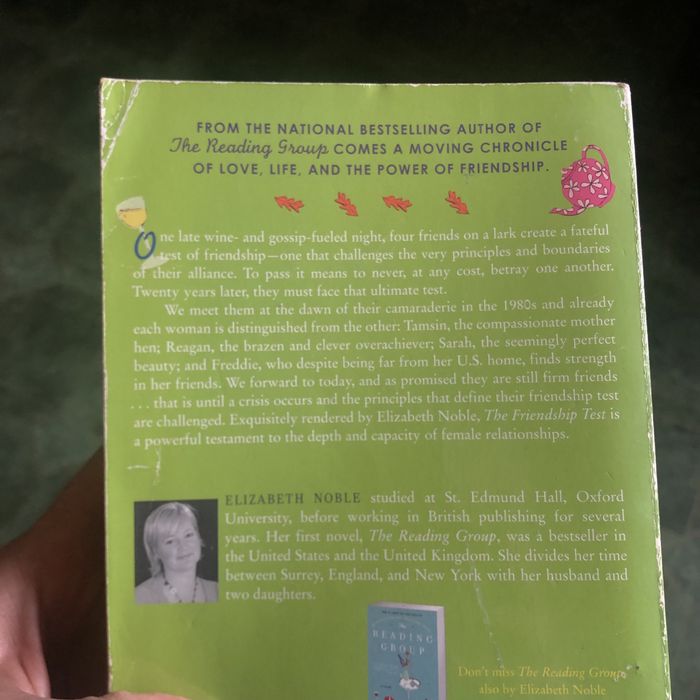 Книжка «The Friendship test” by E. Noble