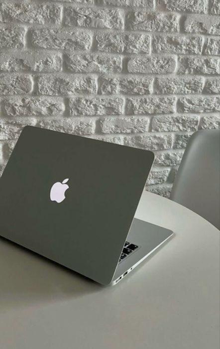 Laptop Macbook Air 13 8 GB | 500 GB | 1500 MB Graphics