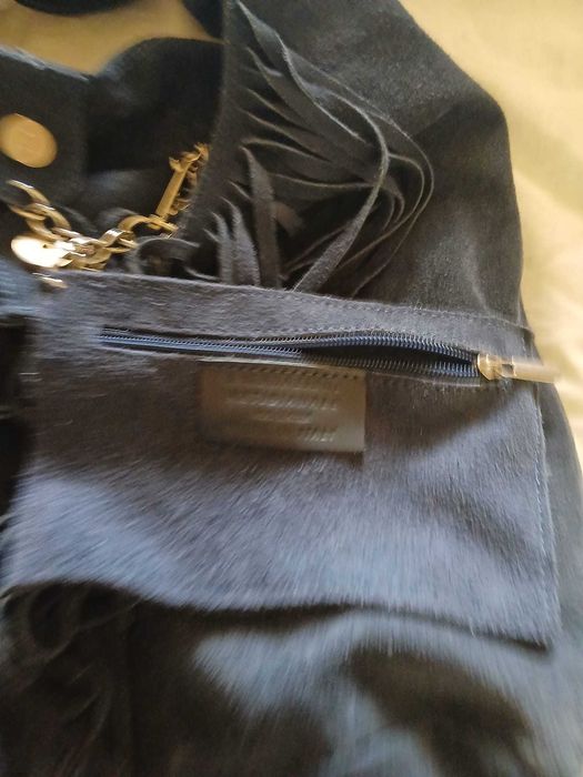 Bolsa de  franjas em Camurça