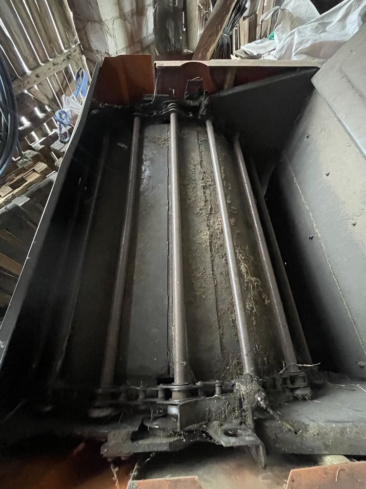 Prasa belująca WARFAMA 120x120 OD NOWOŚCI w Gospodarstwie