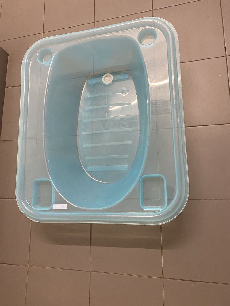 Banheira zippy usada, com suporte