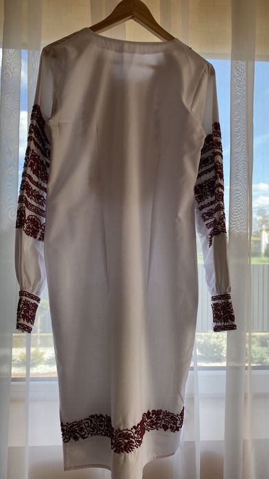 Вишите плаття