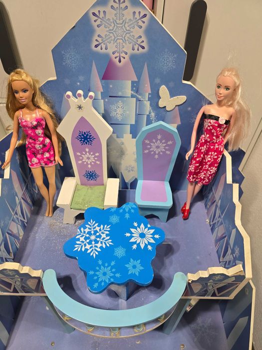 Olbrzymi domek Elza domek dla Barbi mikolajki gwiazdka