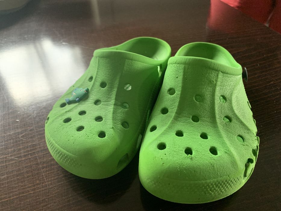 Klapki dziecięce firmy Crocs