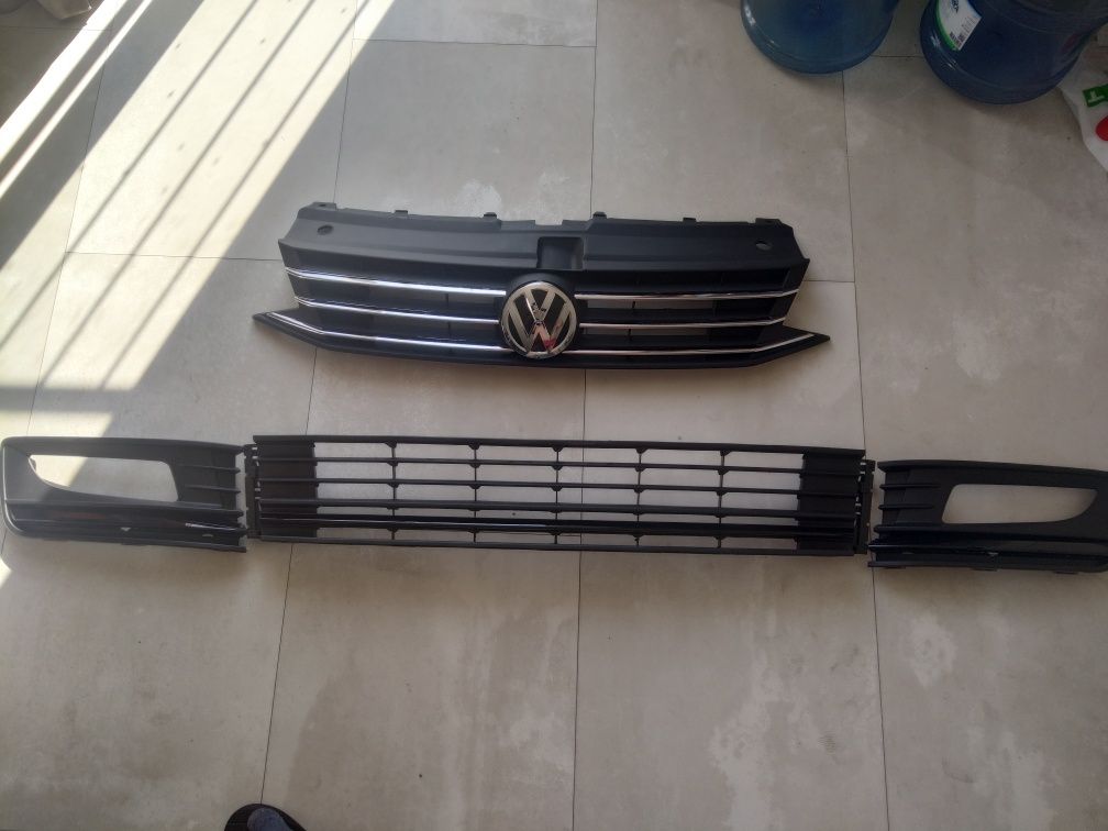 Решетка бампера боковая VW Polo Sedan с 2015-