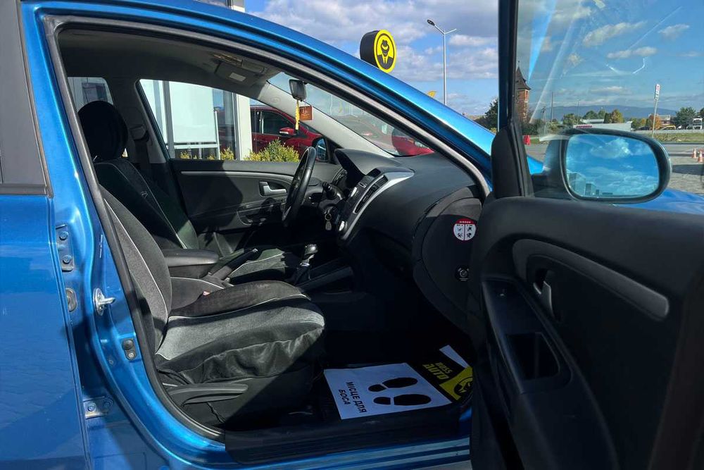 Kia Ceed 2009 року