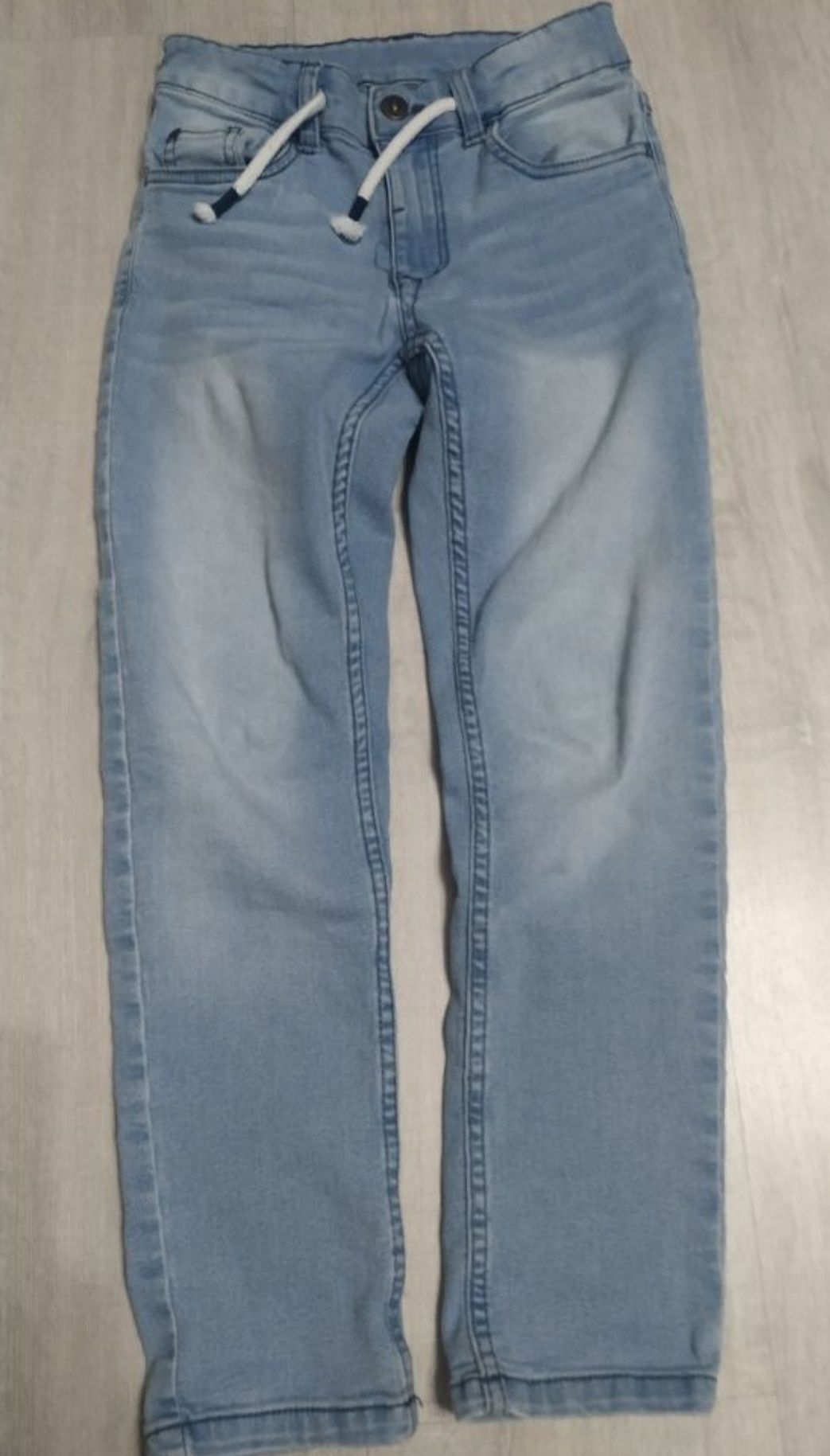Cool Club dżinsy jeansy spodnie chłopięce 134 cm