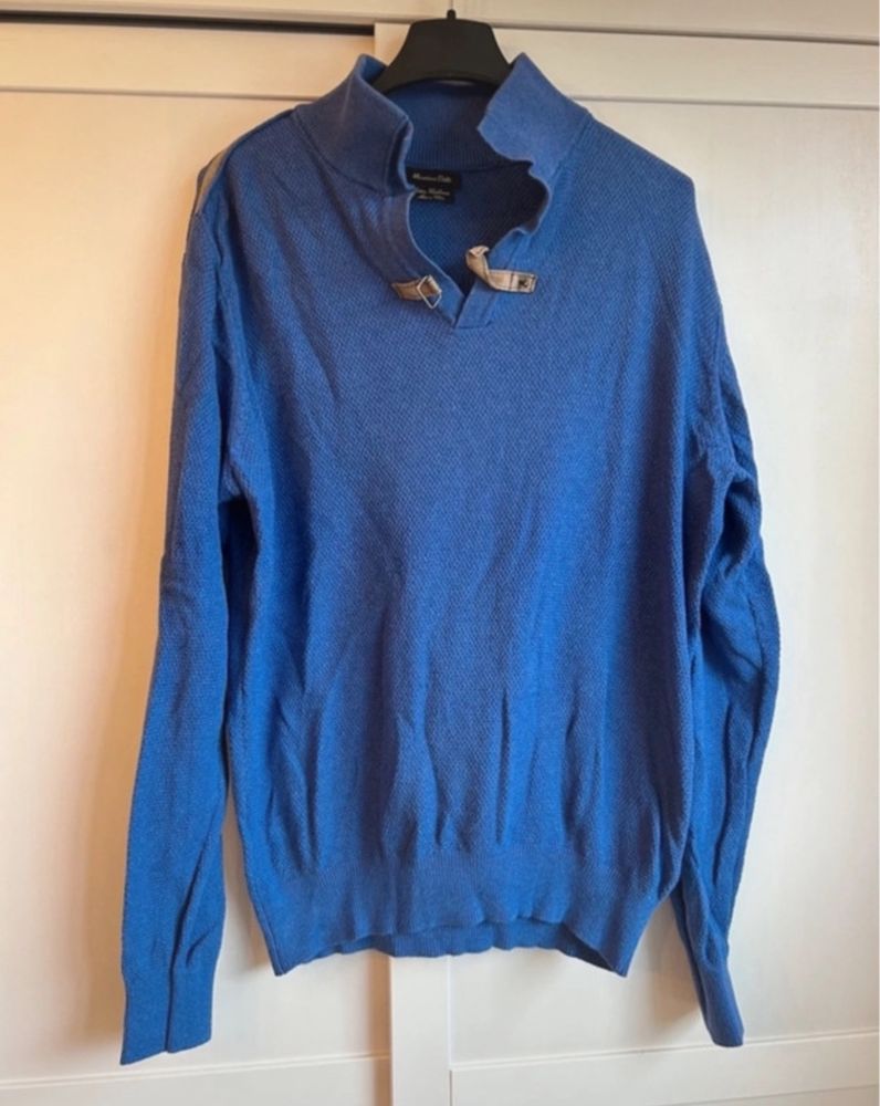 Niebieski sweter Massimo Dutti