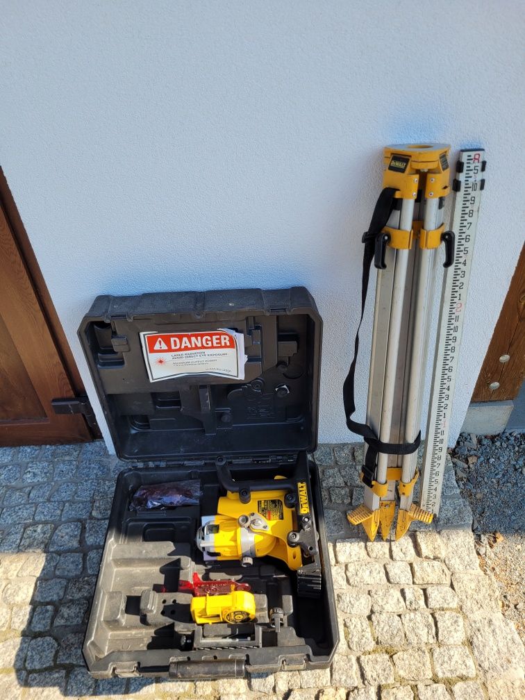 Laser DEWALT komplet