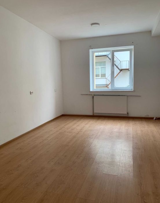 Продаж / оренда комерційного приміщення по
вулиці Героїв УПА. Розташов