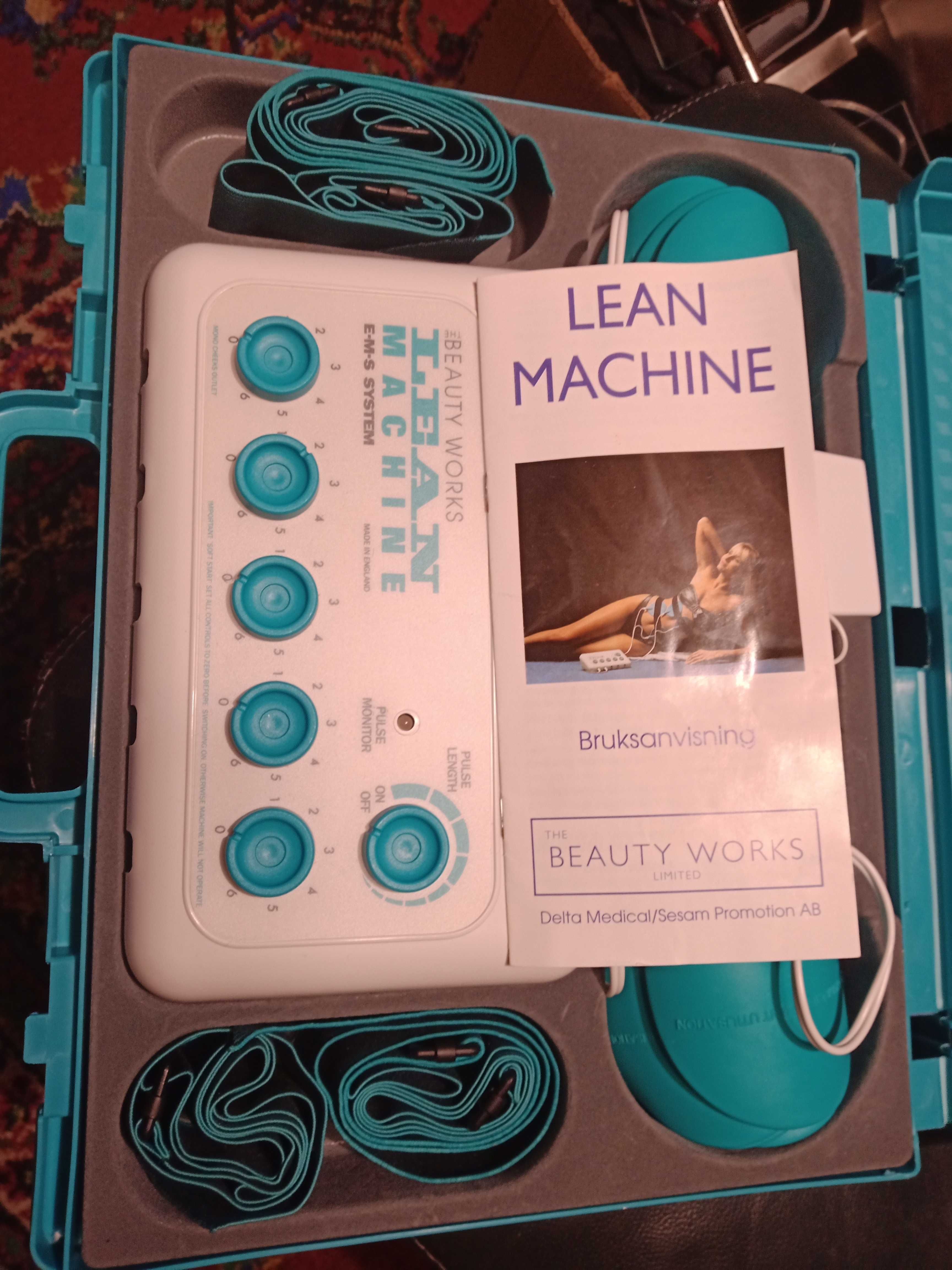 Beauty Works Lean Machine. systemu EMS. W komplecie z instrukcją