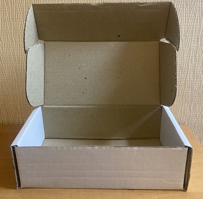 Коробки картонные