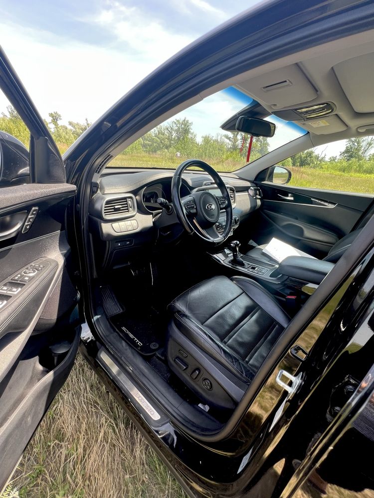Kia sorento 7 osobowa bogate wyposażenie sprzedam