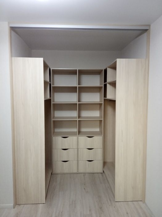 Замена фасадов, столешниц,ремонт,изготовление мебели