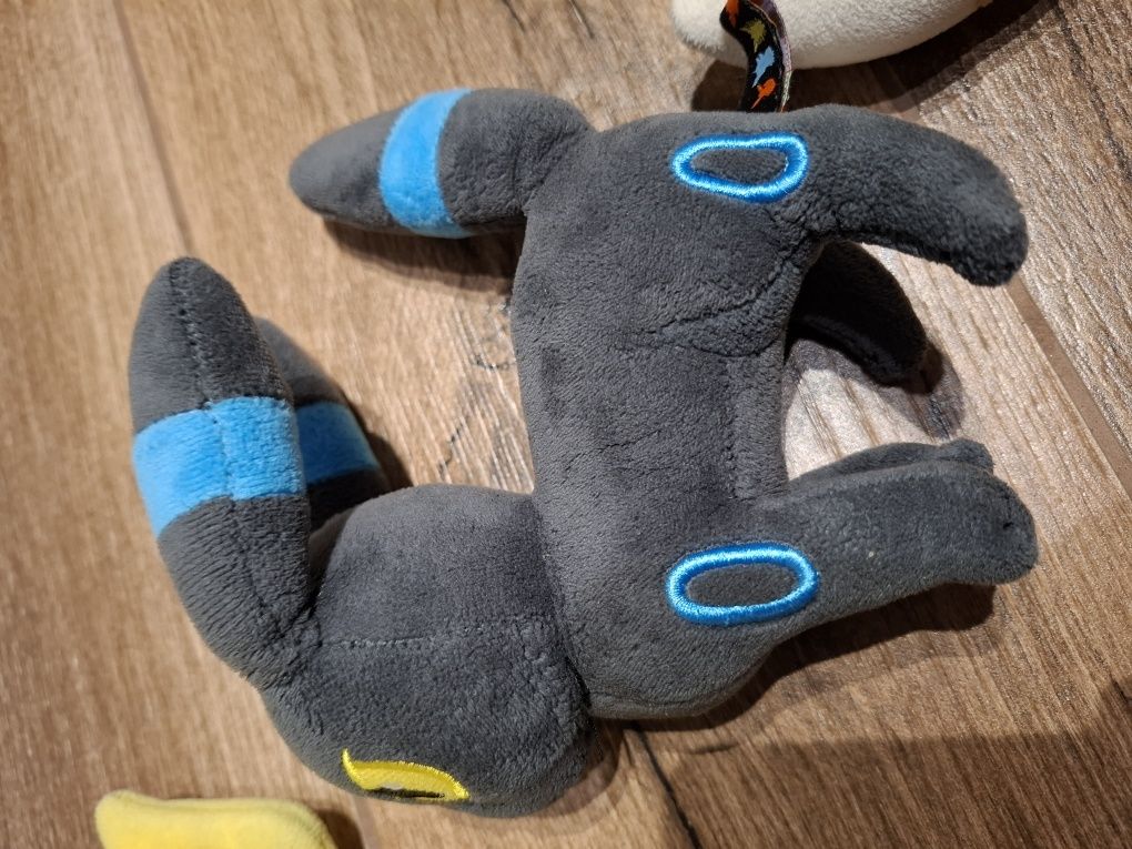4 pluszaki  pokemony