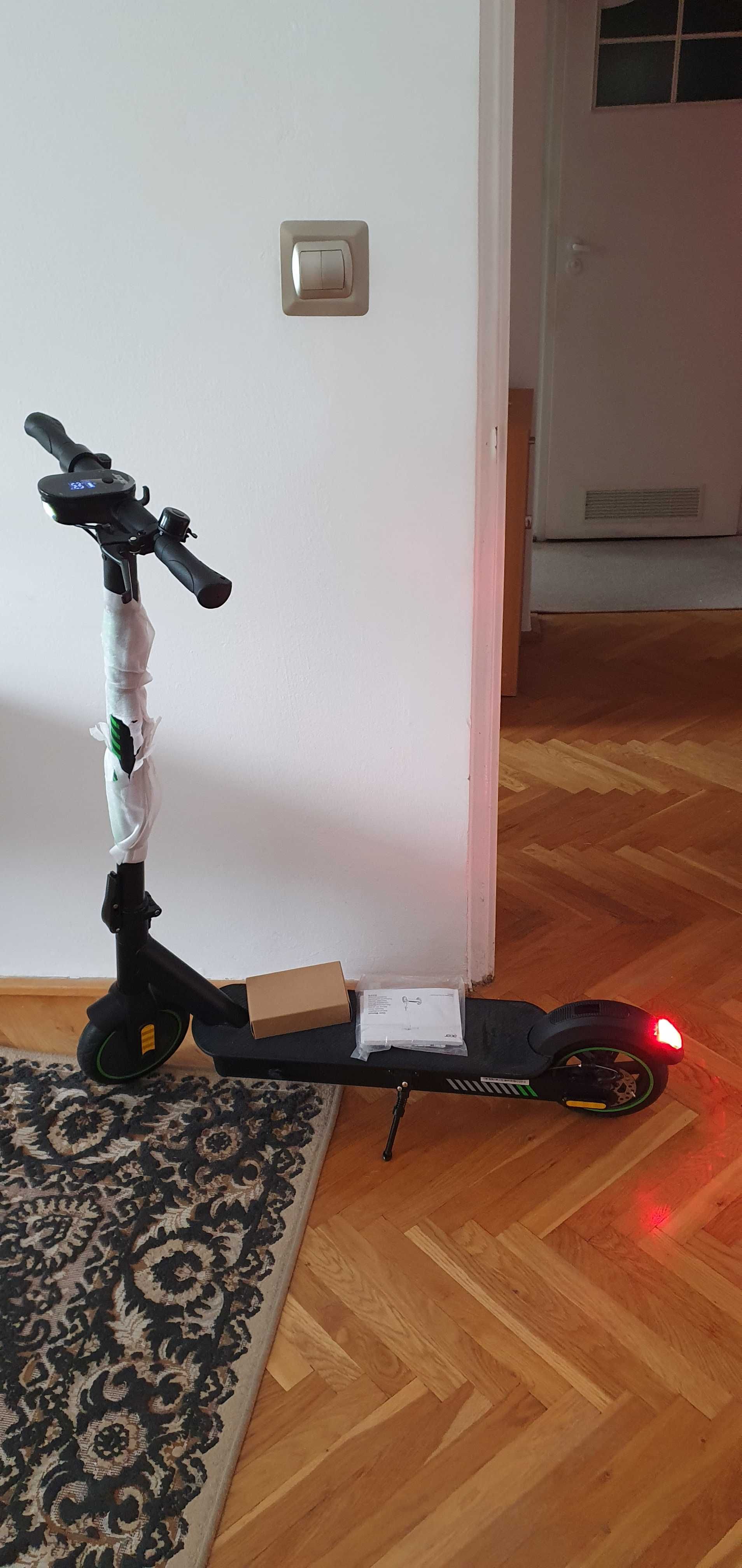 Acer eScooter Series 3 model AES013