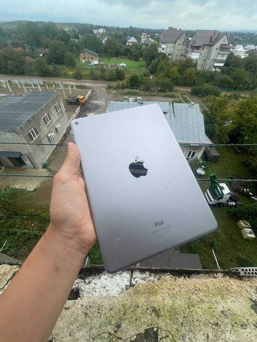 продам ipad air 2 | 32gb