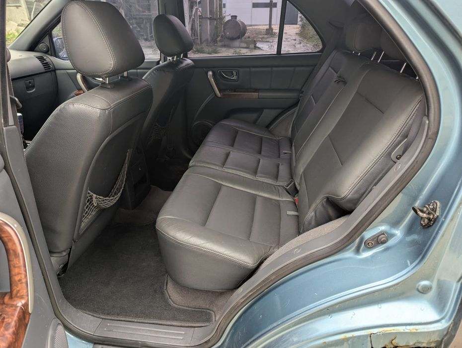 КІА Соренто ( ддя військових)