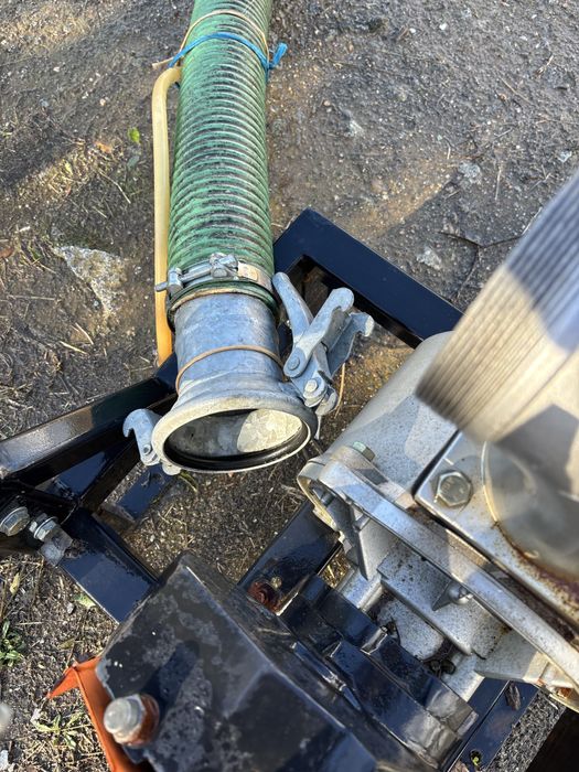 Bomba de agua para trator