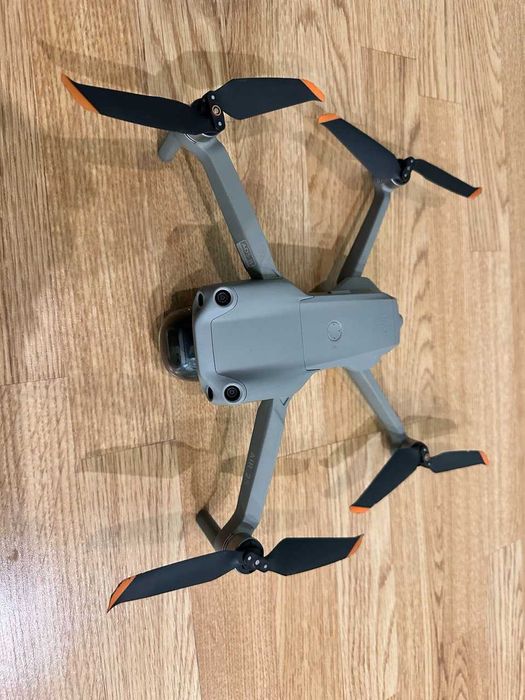 Квадрокоптер  DJI Mavic Air 2S Fly More Combo