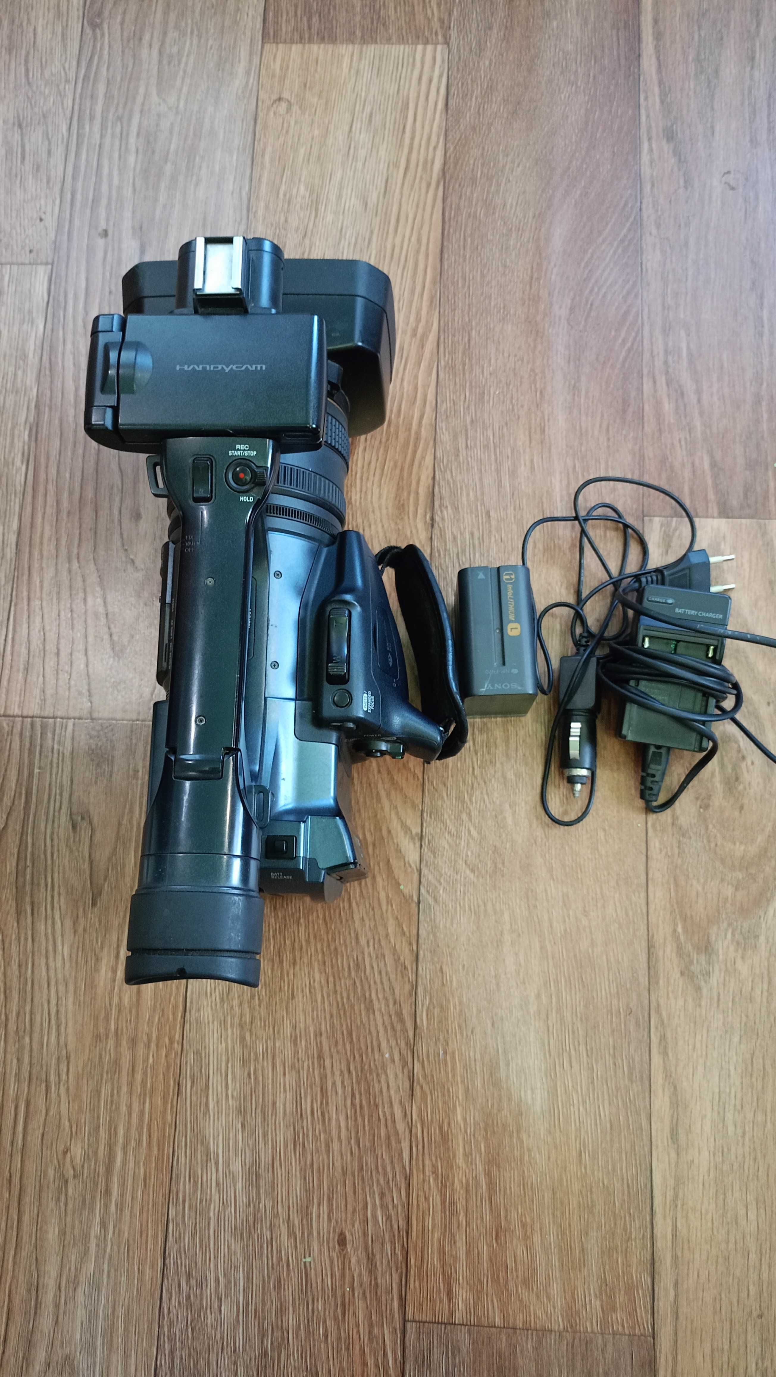 Продам відео камеру Soni DCR-VX 2200