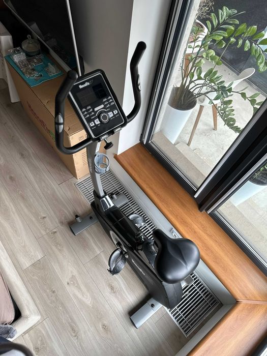 Велотренажер HouseFit HB-8268HPM Silver