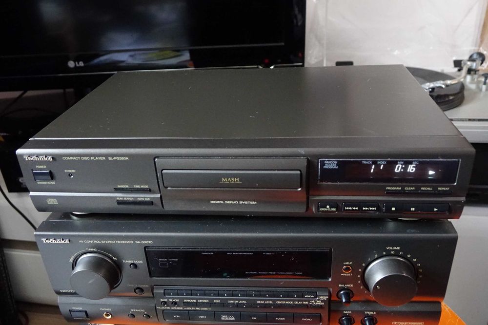 Odtwarzacz płyt CD TECHNICS -super stan!