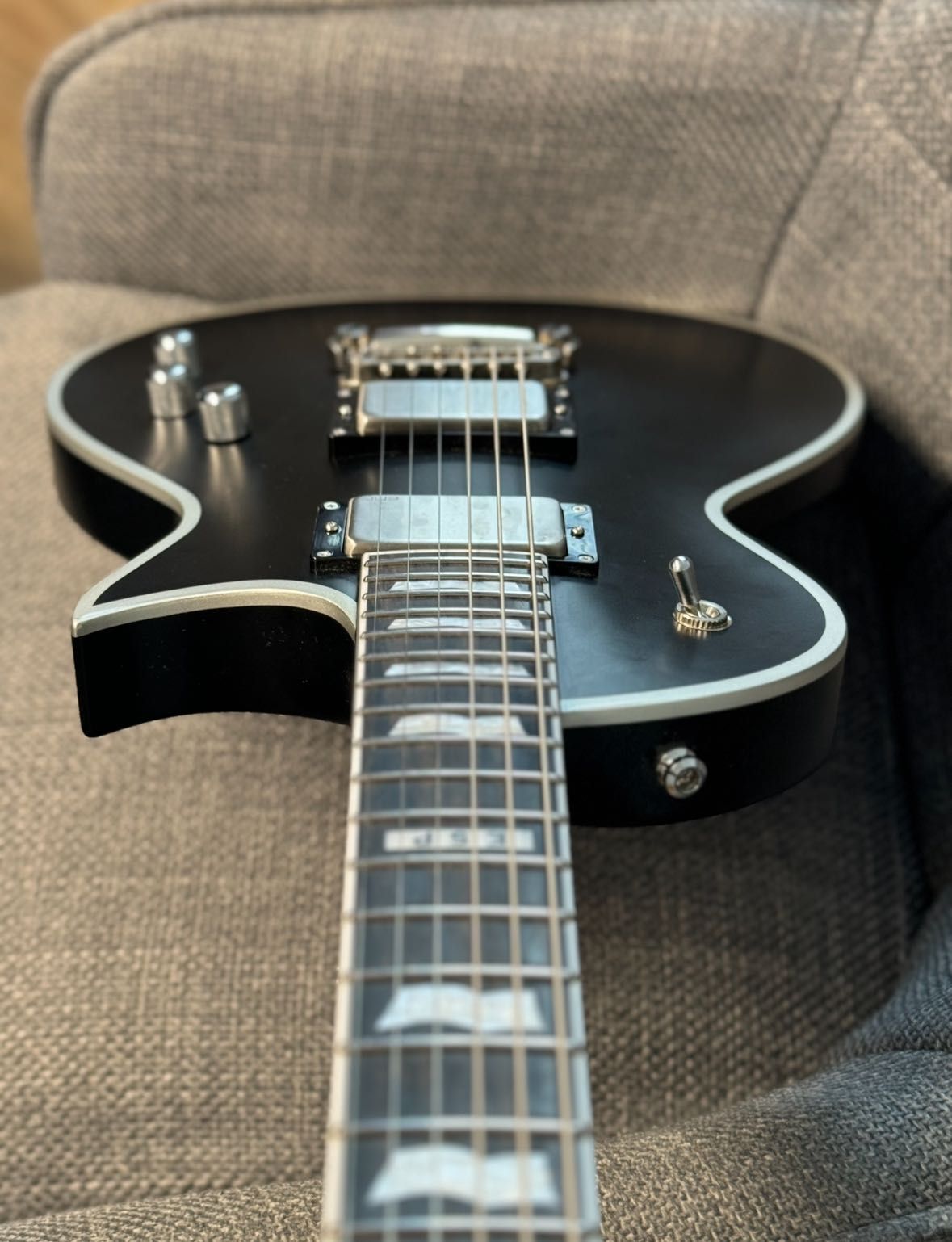 2024 ESP E-II Eclipse BB BLKS Black Satin