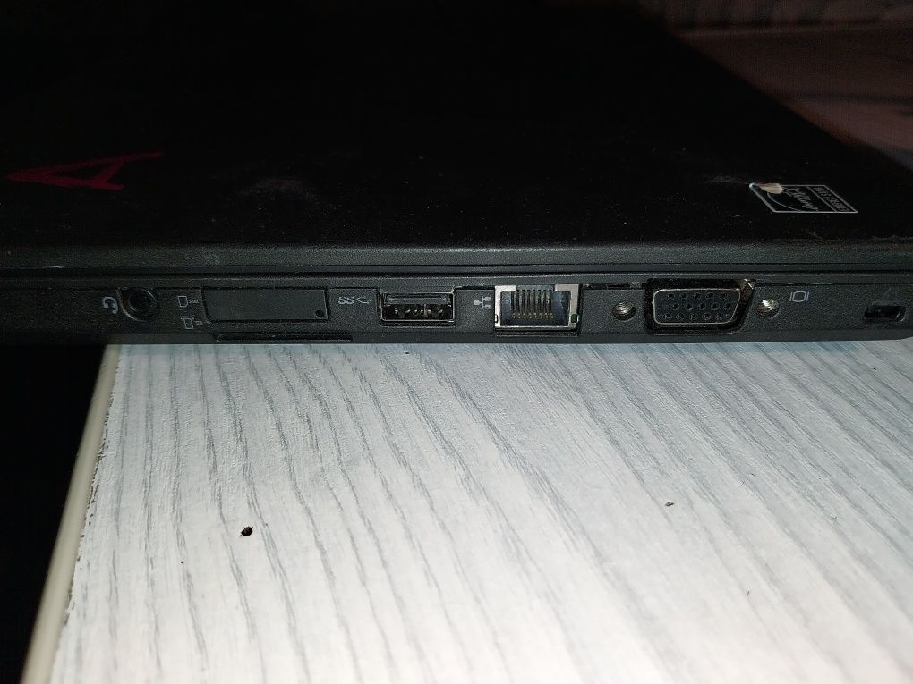 Lenovo T450 14" ze stacją dokująca i zasilaczem