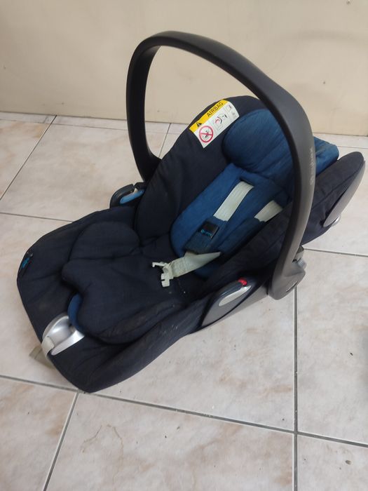 Cybex Cloud Q tecido PLUS + base ISOFIX