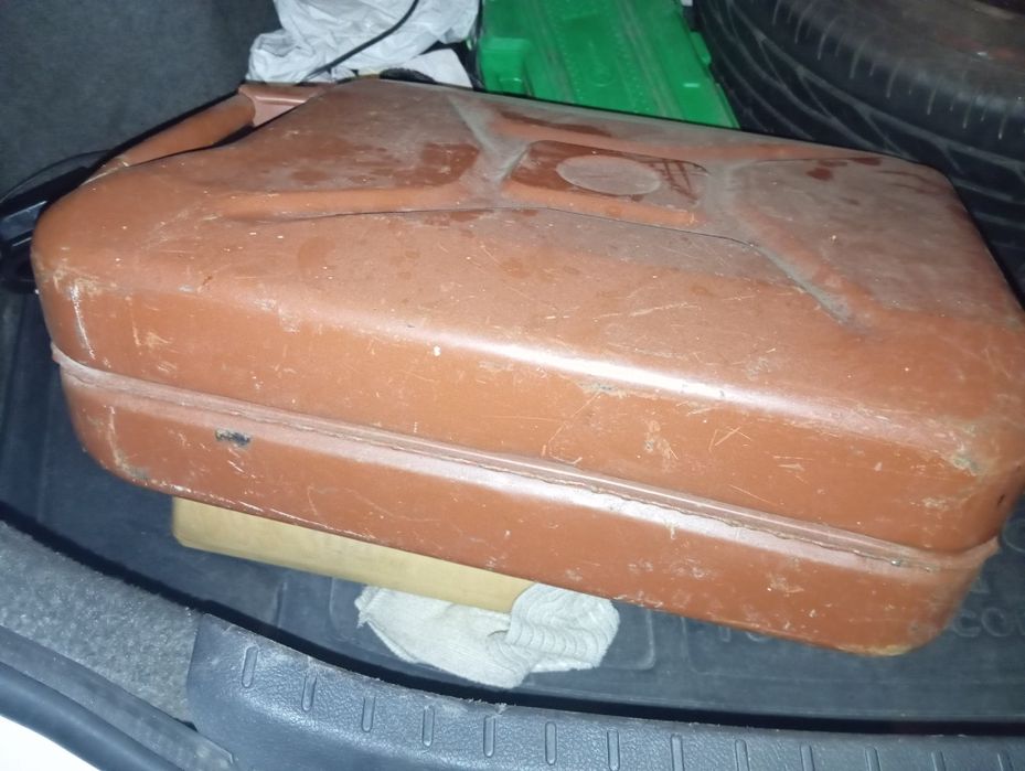 Канистра 20 литров