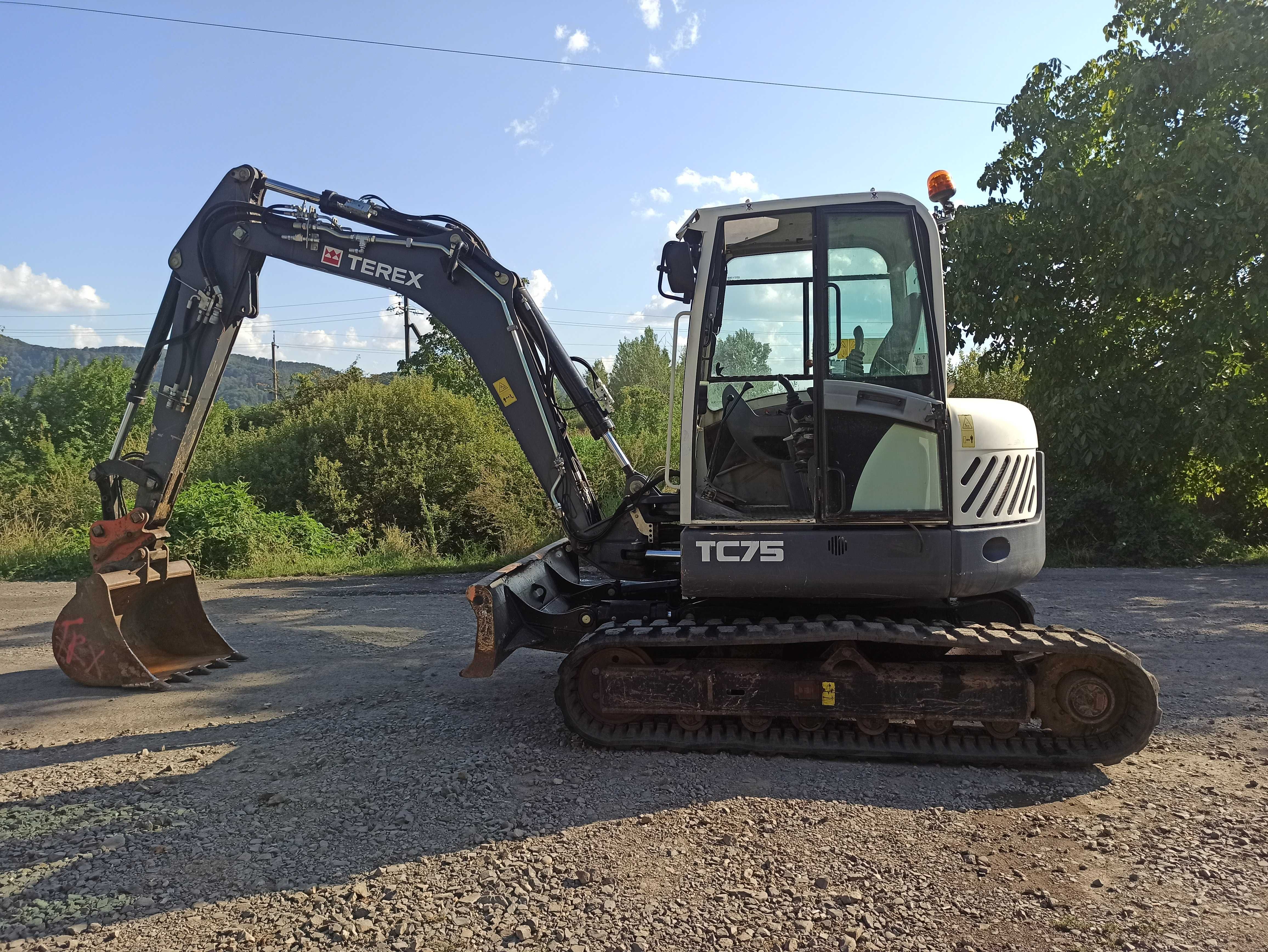 Гусеничний екскаватор Terex TC75 2014року CAT JCB Volvo