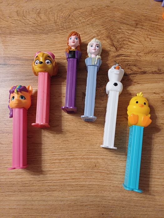 Zestaw PEZ dyspenser dozownik do cukierkow