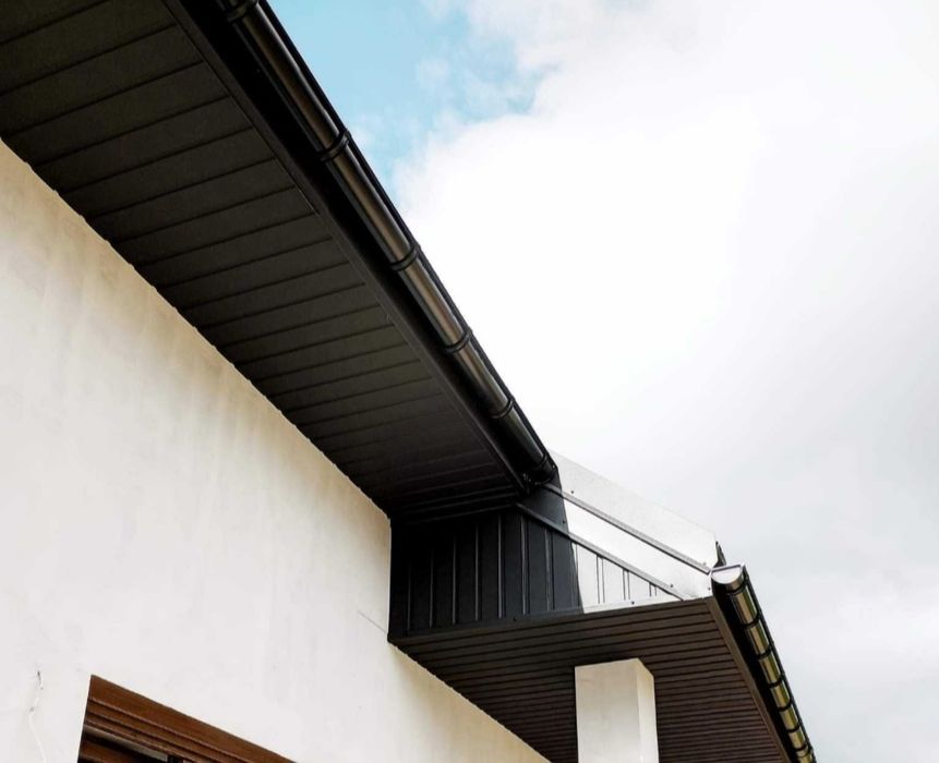 Podbitki dachowe -Okuwanie kominów USŁUGI DEKARSKIE