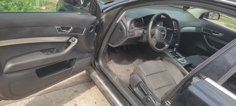 Срочно продам Ауді А6 С6.