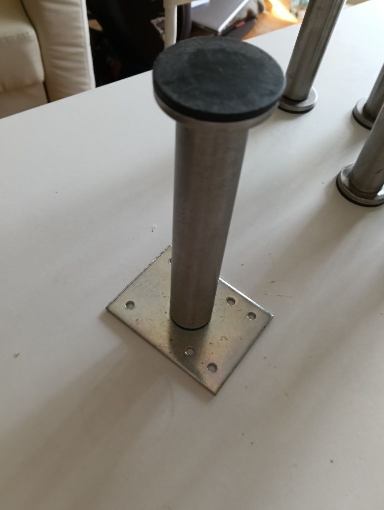 Pés   para moveis ikea
