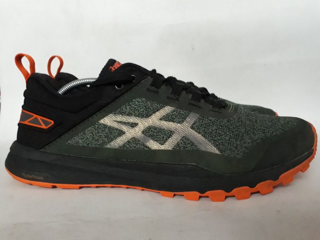 Новые трекинговые кроссовки Asics Gecko XT оригинал 29,5  см 46  рр