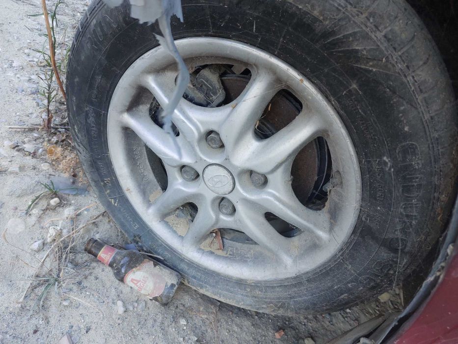 Jantes 14 Hyundai com pneus