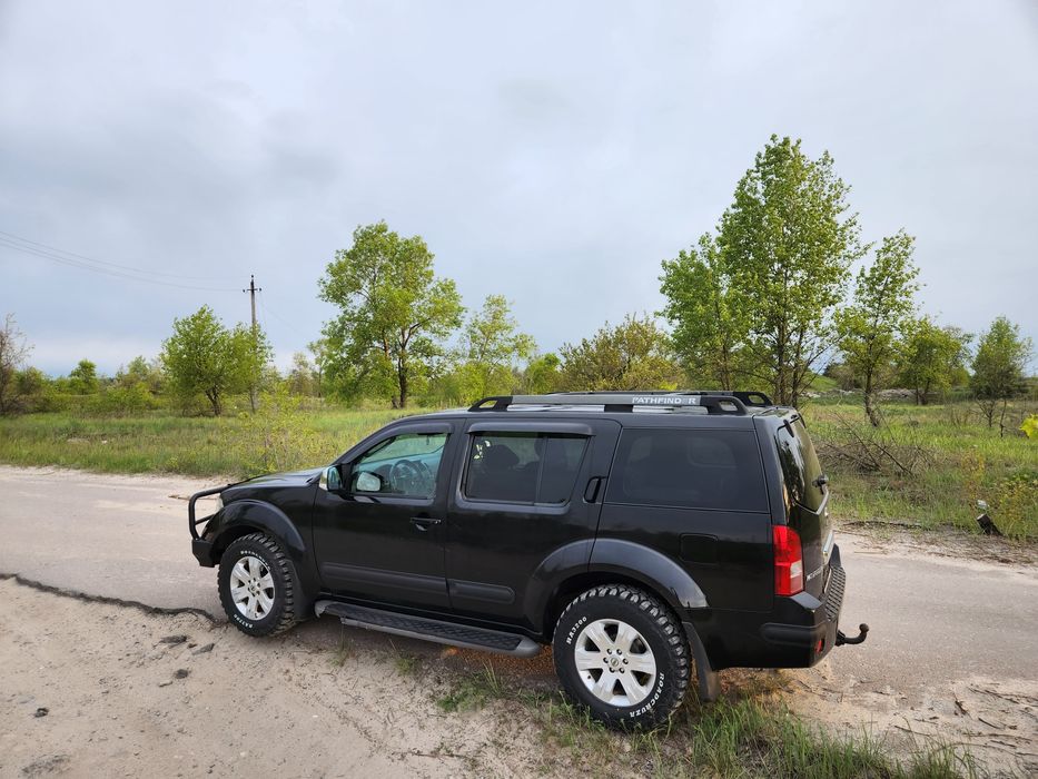 Передній бампер для Nissan Pathfinder з монтажною плитою під лебідку і