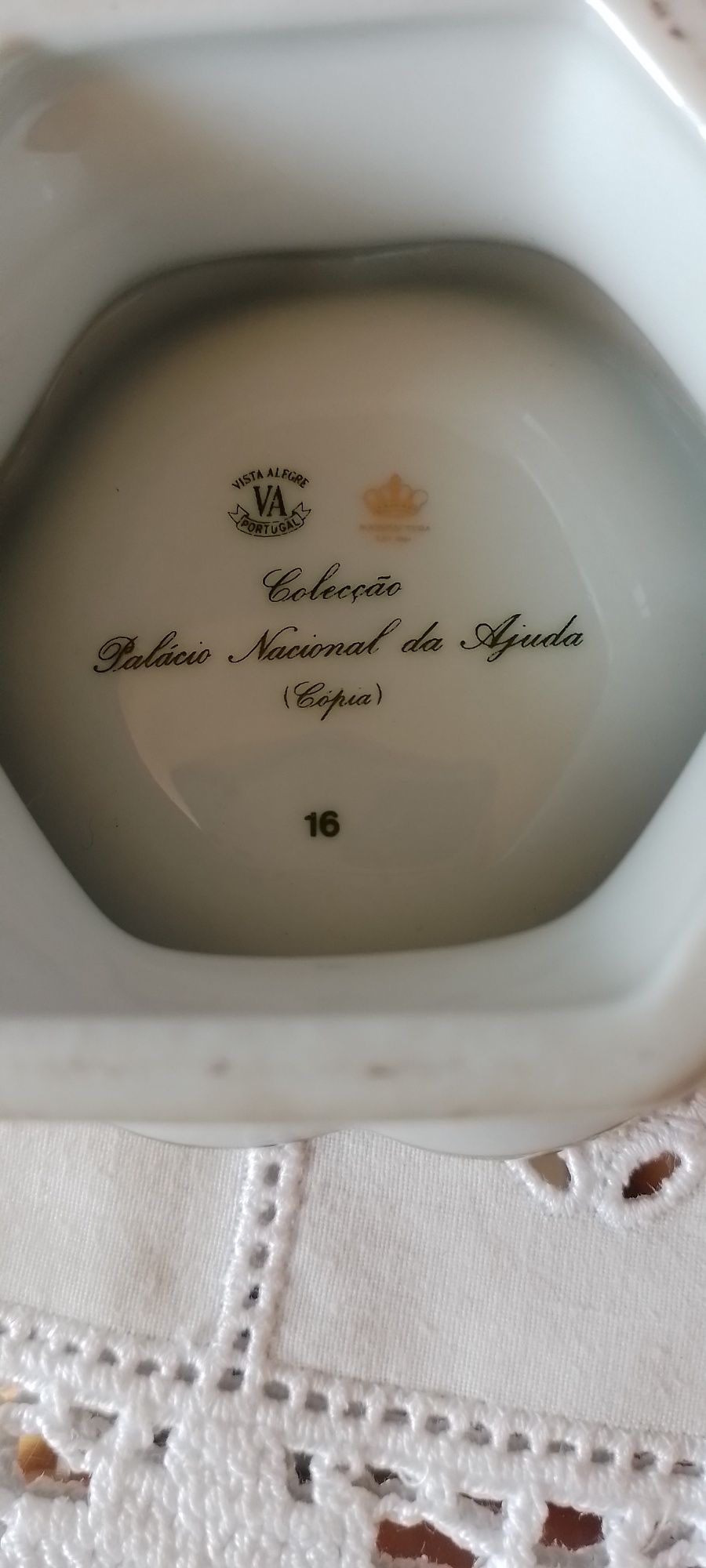 Saleiro em porcelana Vista Alegre