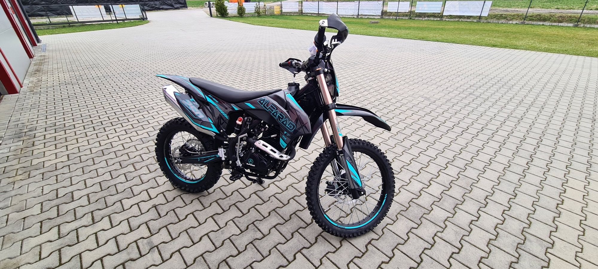 Cross Kxd 250cc raty na telefon Wysyłka