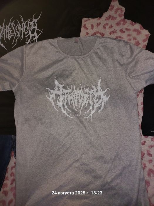 продам мужскую футболку