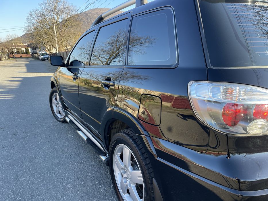 Автомобіль