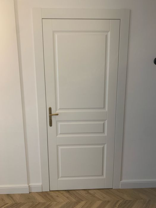 Двері міжкімнатні 80х200 праві зворотнього відкоивання