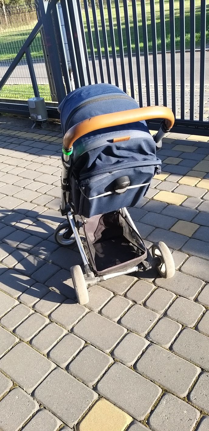 Sprzedam wózek typu spacerówka